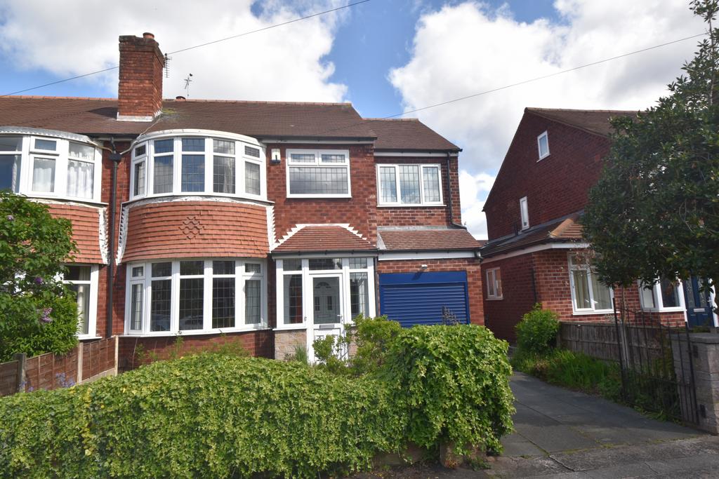 Westminster Road, Davyhulme, M41 4 bed semidetached house £1,400 pcm (£323 pw)