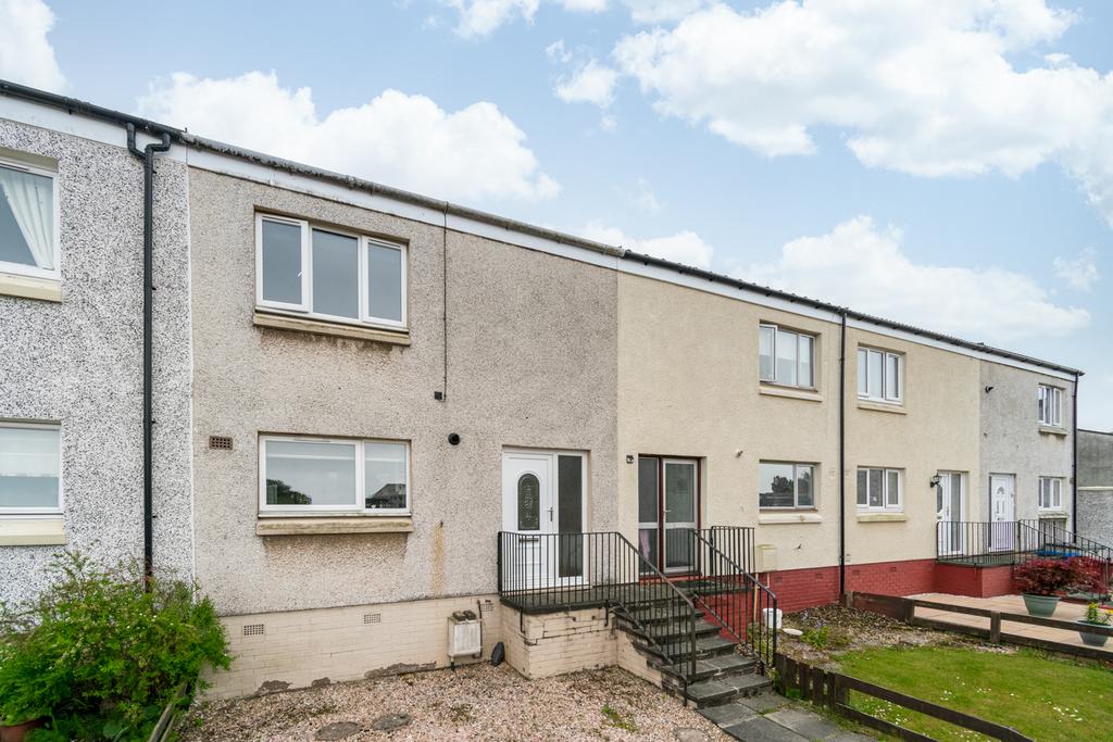 16 Iona Place, Hallglen, Falkirk, FK1 2 bed terraced house £83,000