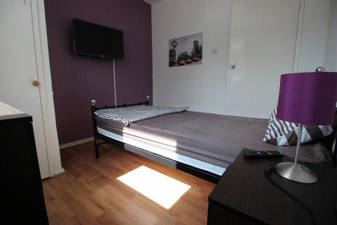 5 bedroom maisonette to rent, LONDON, E14