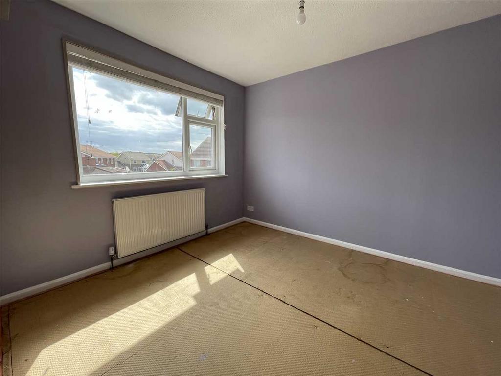 Bedroom (rear)