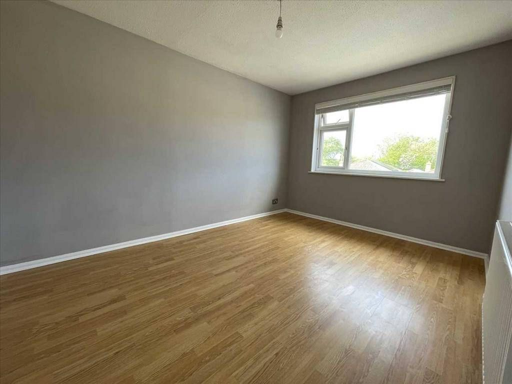 Bedroom (front)