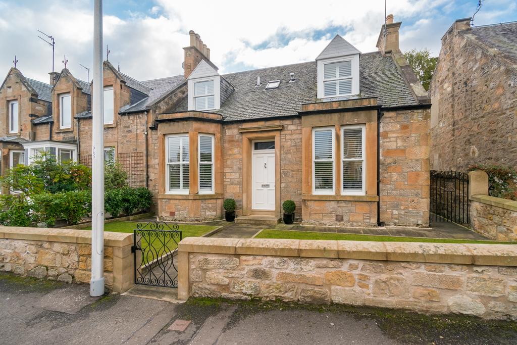 35 Mitchell Street, Dalkeith, Midlothian, EH22 3 bed semidetached