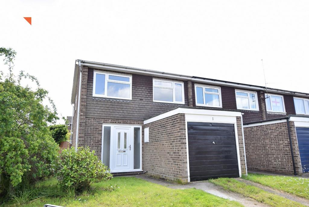 Towse Close, ClactononSea 3 bed end of terrace house for sale £255,000