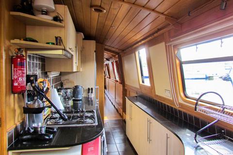 3 bedroom houseboat for sale - Staines Road, Chertsey KT16