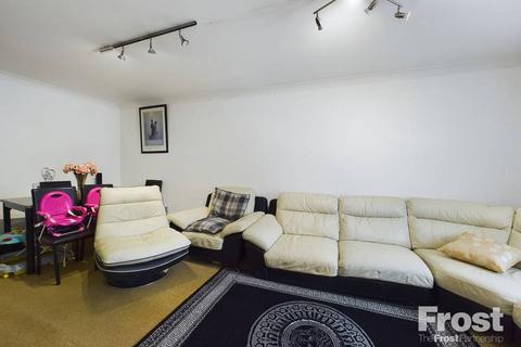 2 bedroom apartment for sale - London Road, Ashford, Surrey, TW15