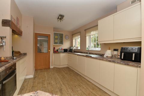 4 bedroom detached house for sale, Silver Street, Hordle, Lymington, Hampshire, SO41