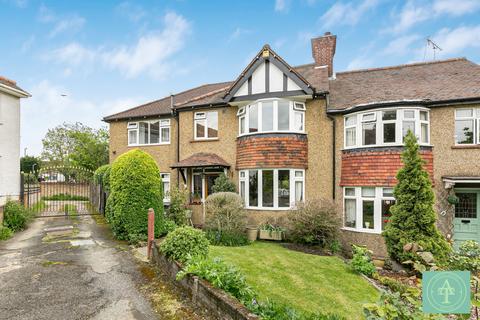 4 bedroom end of terrace house for sale - Imber Close, London, N14