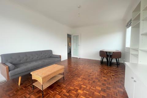 2 bedroom flat to rent, Church Garth, Pemberton Gardens, London, N19