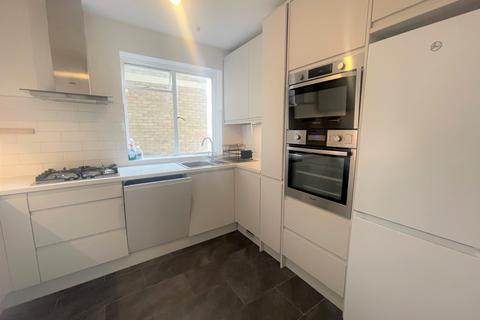 2 bedroom flat to rent, Church Garth, Pemberton Gardens, London, N19