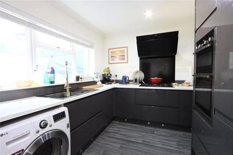 3 bedroom terraced house to rent, Sunnybank Road, Farnborough, Hampshire, GU14