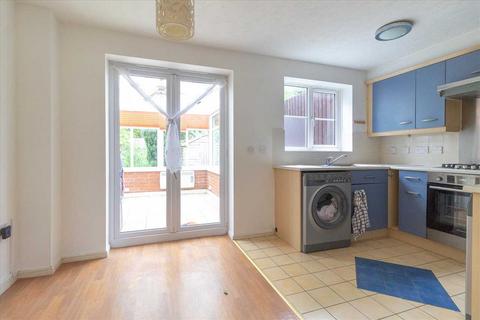 3 bedroom semi-detached house to rent, Packer Road, Kettering, Kettering