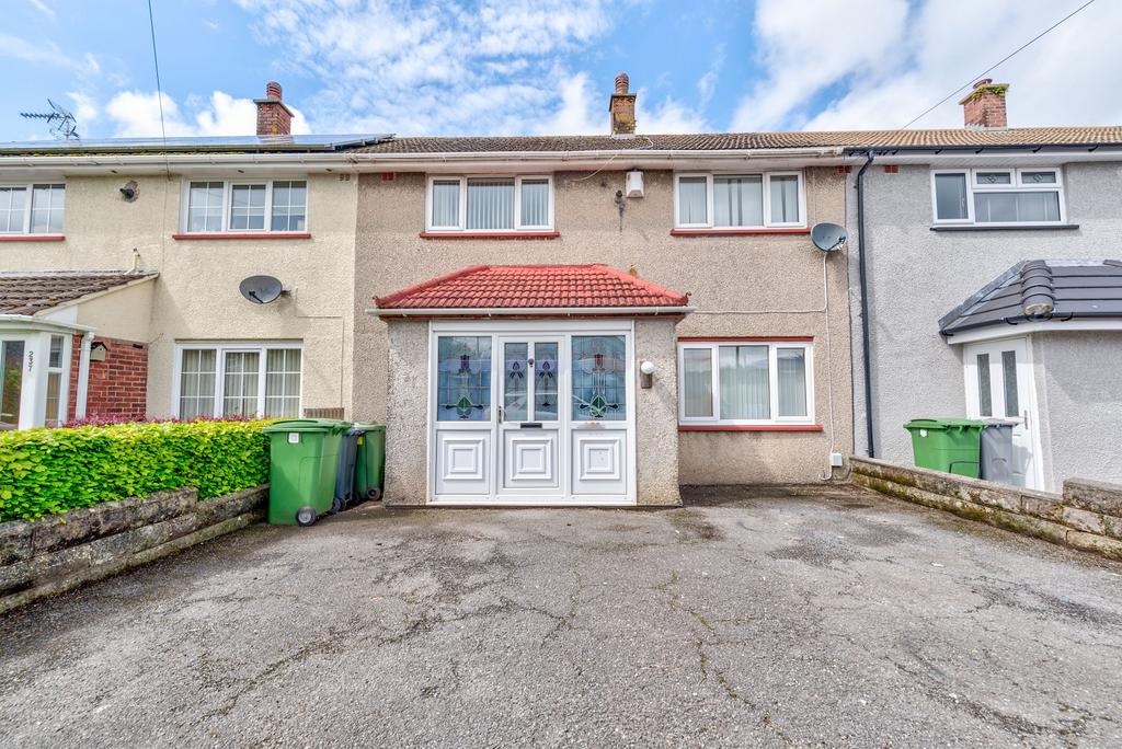 Burnham Avenue, Llanrumney, Cardiff. CF3 3 bed terraced house for sale
