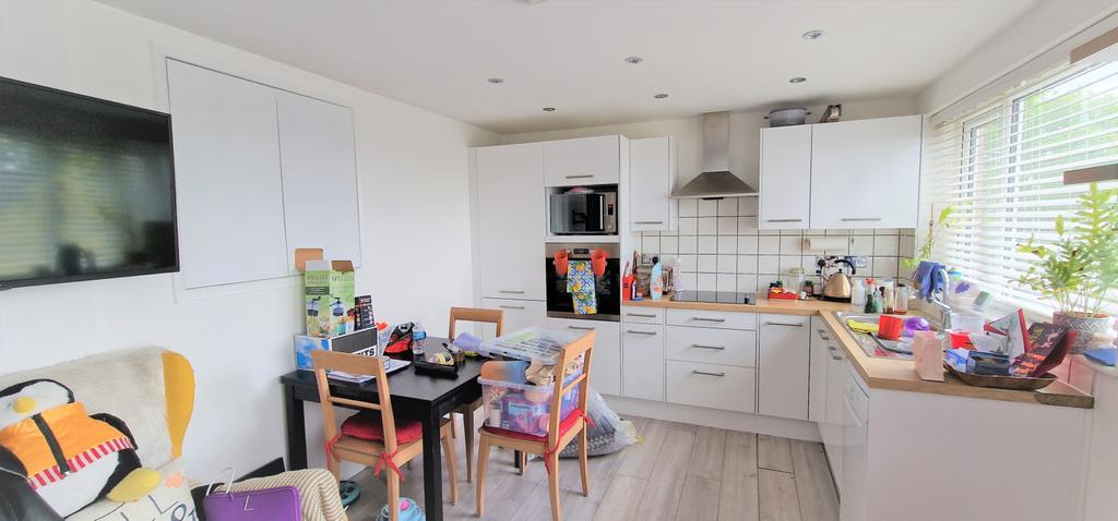 Kitchen/lounge