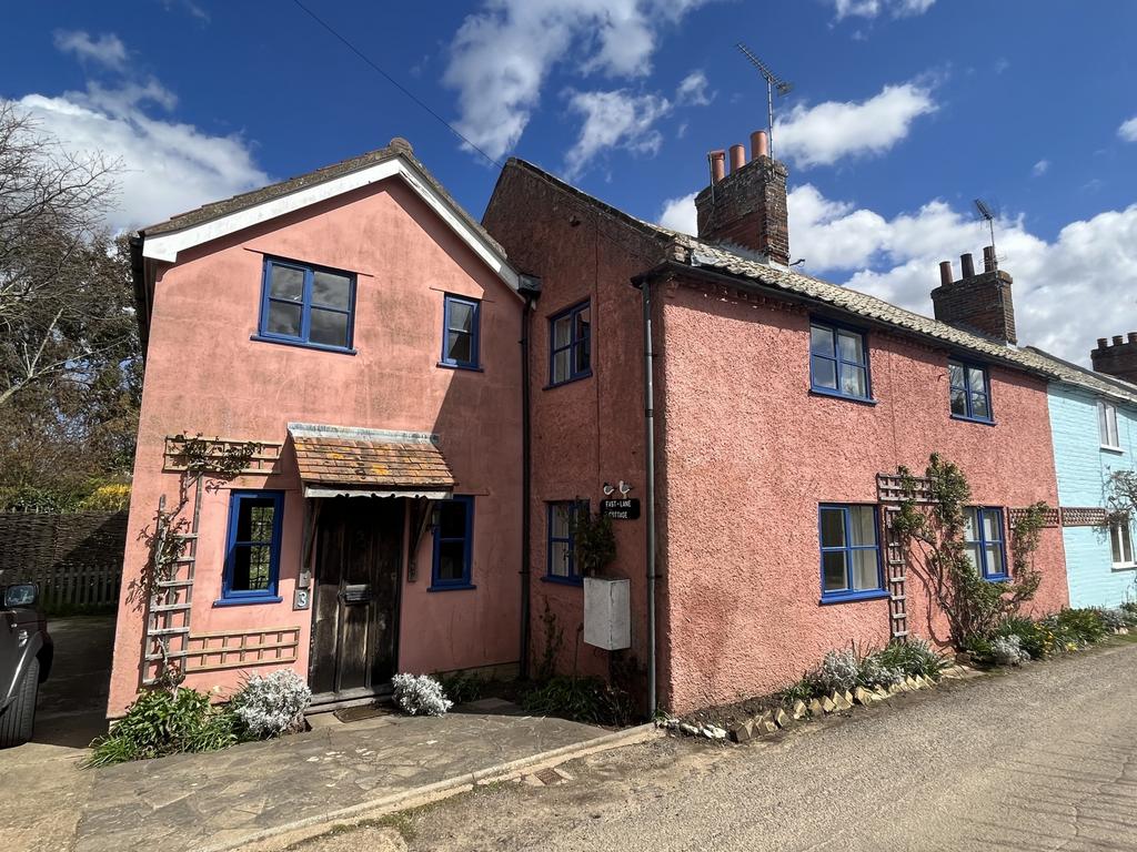 East Lane, Bawdsey, IP12 2 bed semidetached house to rent £1,200 pcm