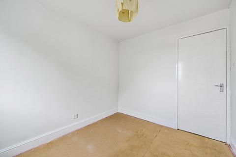 31 Montana Close, South Croydon, CR2 0AT