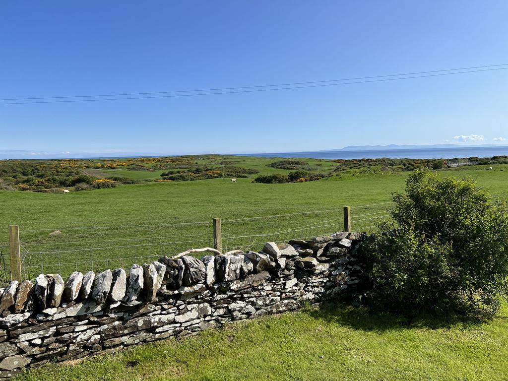 3 Cutcloy Cottages, Isle of Whithorn   Williamson