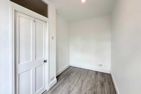 14 Armitage Road, Southend-on-sea, SS1 3RR