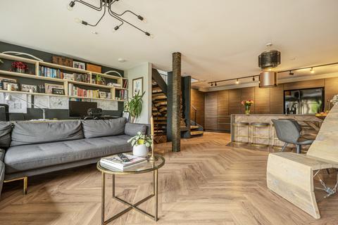 3 bedroom end of terrace house for sale - The Hub Buildings, London