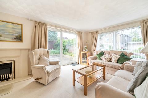1 Catherine Close, Shrivenham, Swindon, SN6 8ER