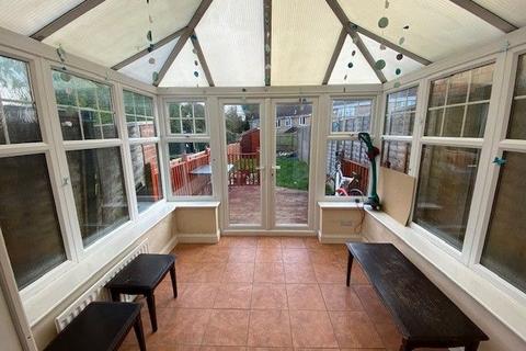 2 bedroom terraced house for sale - Muncaster Gardens, East Hunsbury, Northampton NN4 0XR