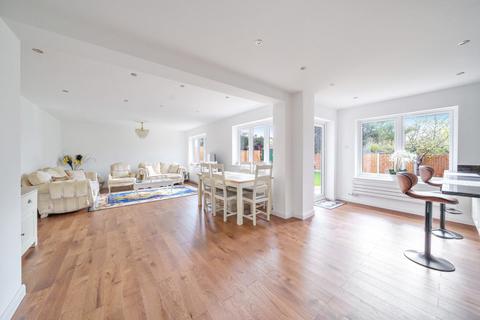 76a Elwill Way, Beckenham, BR3 6RZ