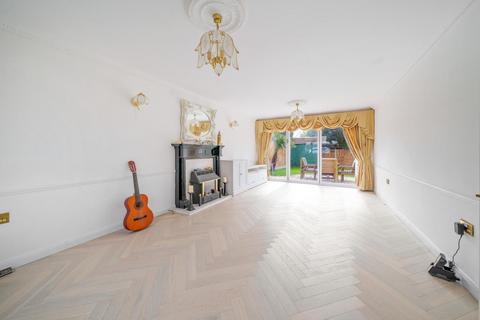 76a Elwill Way, Beckenham, BR3 6RZ