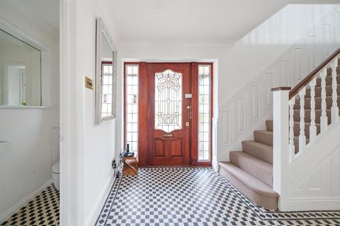76a Elwill Way, Beckenham, BR3 6RZ