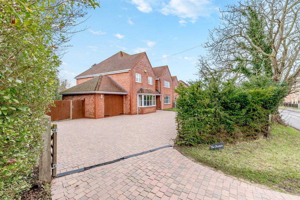 Danes Green, Claines, Worcestershire WR3 7RU 4 bed detached house for
