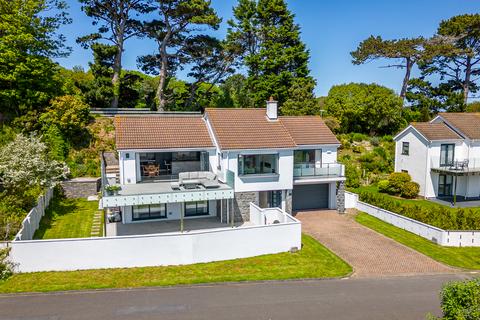 3 bedroom detached house for sale, 118 Ruette Irwin, St. Peter Port, Guernsey