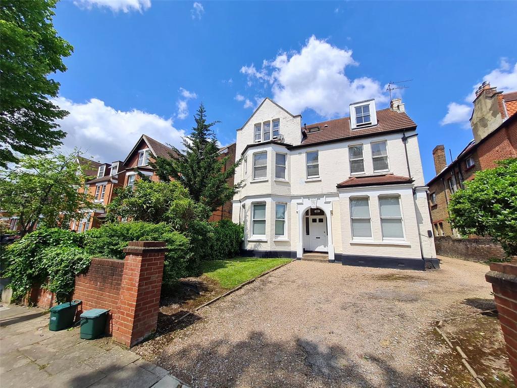 Woodville Gardens, Ealing, London, W5 1 bed apartment £1,350 pcm (£
