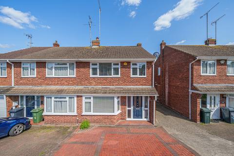 7 Cedar Drive, Sutton At Hone, Dartford, DA4 9EW