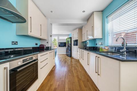 7 Cedar Drive, Sutton At Hone, Dartford, DA4 9EW