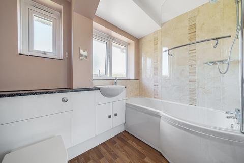 7 Cedar Drive, Sutton At Hone, Dartford, DA4 9EW