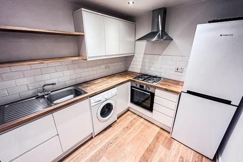 2 bedroom flat to rent, Hamilton Place, Stockbridge, Edinburgh, EH3