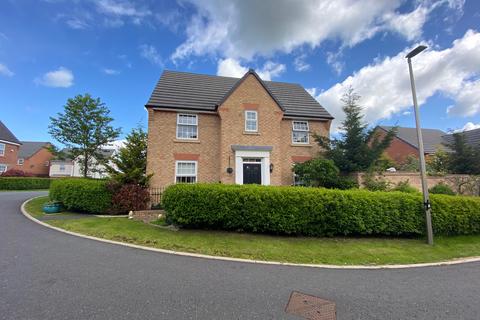 4 bedroom detached house for sale, Parn Close, Crewe
