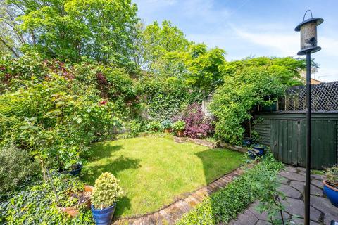 2 bedroom end of terrace house for sale - Lewesdon Close, Wimbledon Common, London, SW19