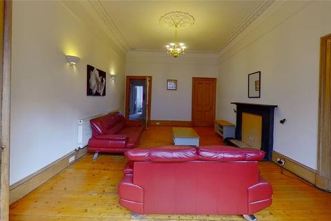3 bedroom flat to rent, Polwarth Gardens, Edinburgh, EH11