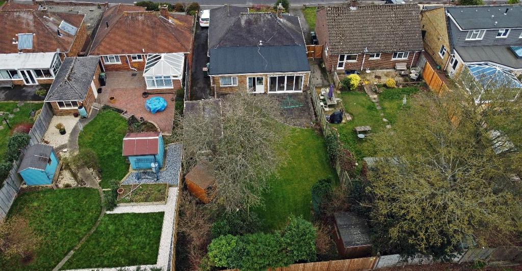 Chandler's Ford, Eastleigh SO53 4 bed bungalow for sale £525,000