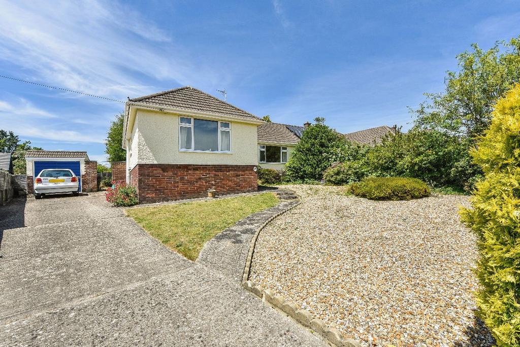Horndean PO8 2 bed semidetached bungalow for sale £375,000
