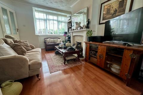 2 bedroom semi-detached house for sale - Fourth Avenue, Luton