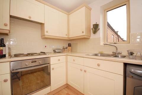 1 bedroom flat to rent, Byland House, Nicholas Gardens, York, YO10