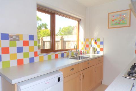 82 Bells Lane, Nottingham, NG8 6DZ