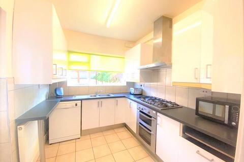 7 bedroom semi-detached house to rent - Nottingham NG7