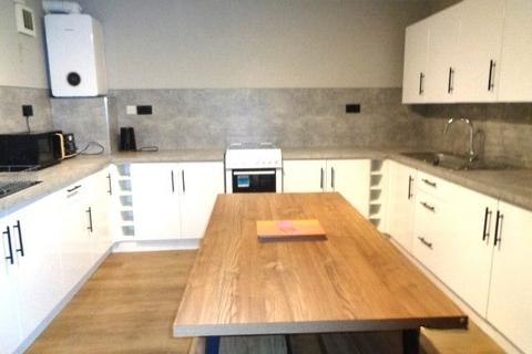 6 bedroom terraced house to rent, Nottingham NG7