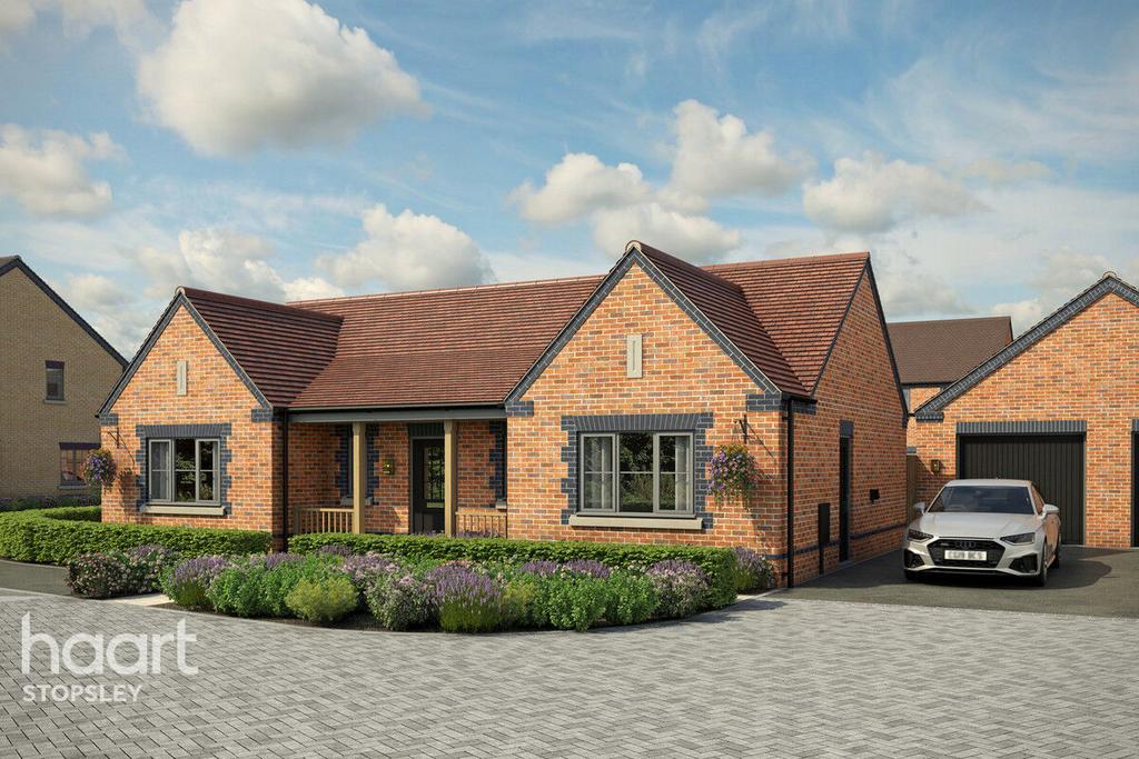 The Bladon, Clophill Village 2 bed detached bungalow for sale £650,000