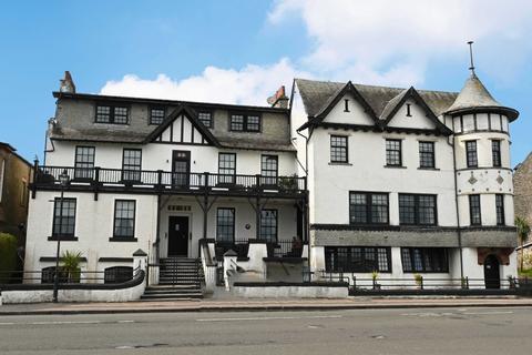 3 bedroom apartment for sale, 5 Queens View, Marine Parade, Dunoon