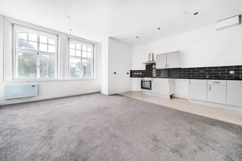 1 bedroom flat for sale, Llandrindod Wells,  Powys,  LD1