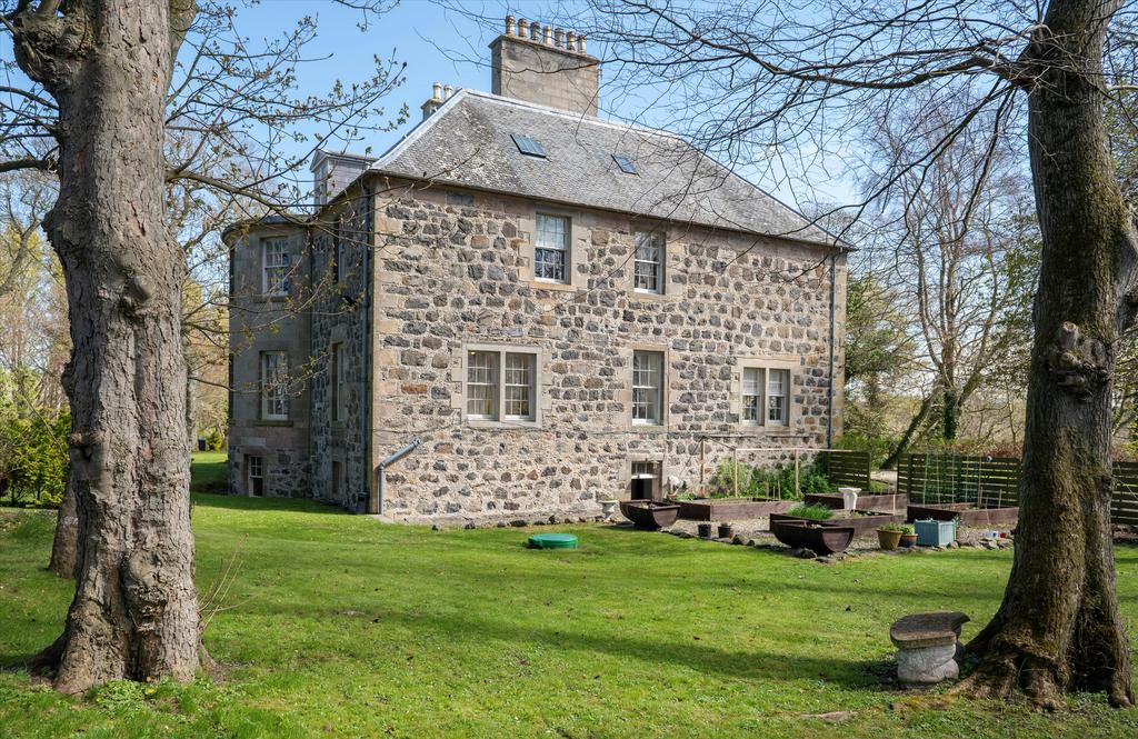 Portsoy, Banff, Aberdeenshire, AB45 8 bed detached house for sale £