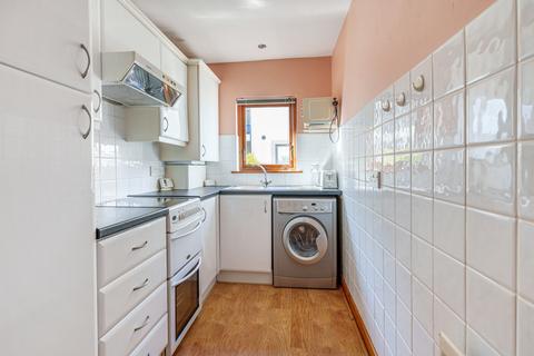 16 Chestnut Close, Holme, Carnforth, LA6 1RX