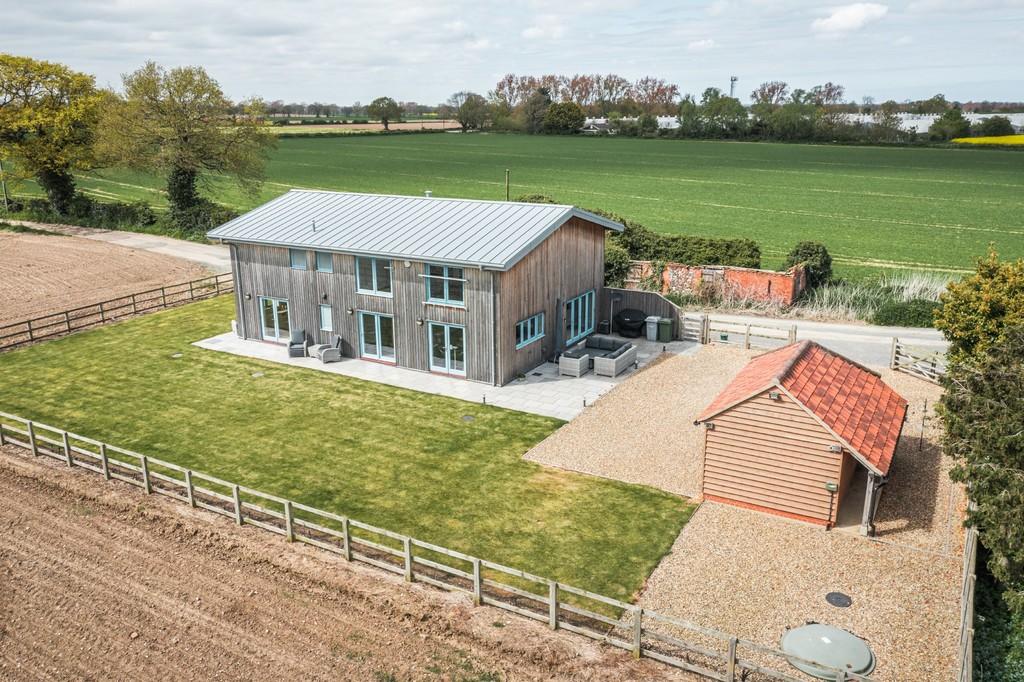 Acle 4 bed barn conversion for sale £695,000